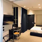 Hotel Western Plaza