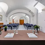Western Plaza 4*