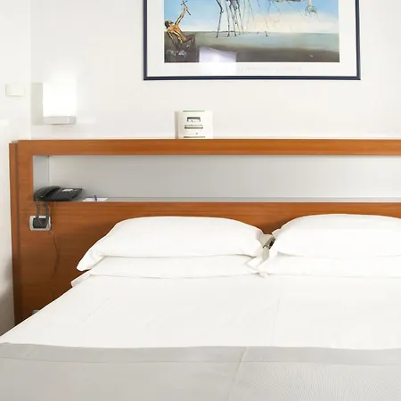 Western Plaza Hotel Napoli