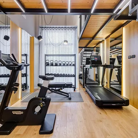 Western Plaza Hotel 4*