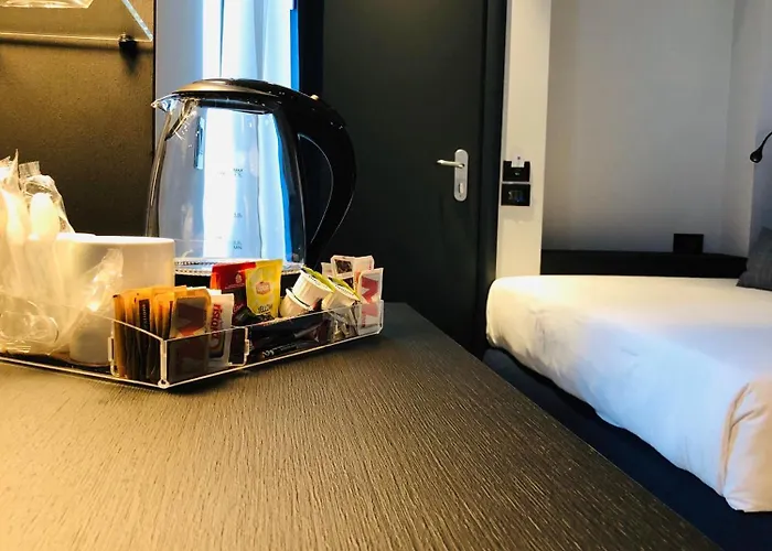 Szálloda Western Plaza Nápoly