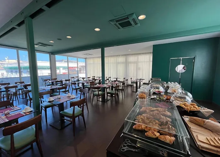 Western Plaza Szálloda Nápoly