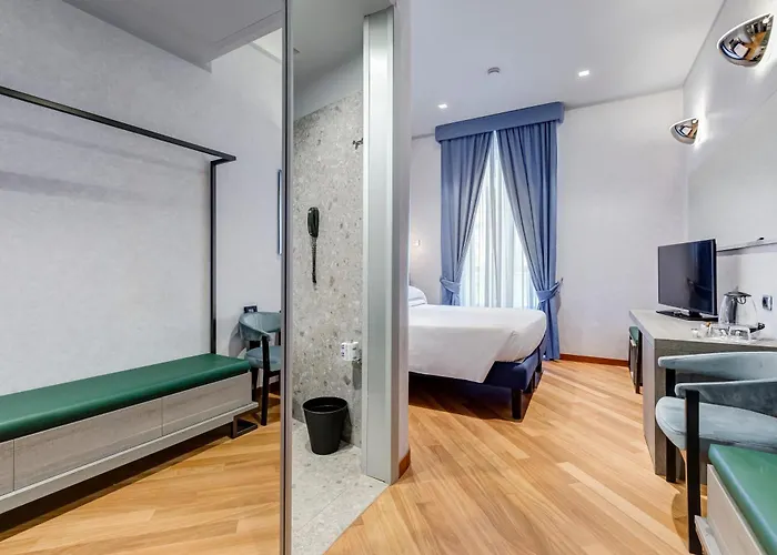 Szálloda Western Plaza