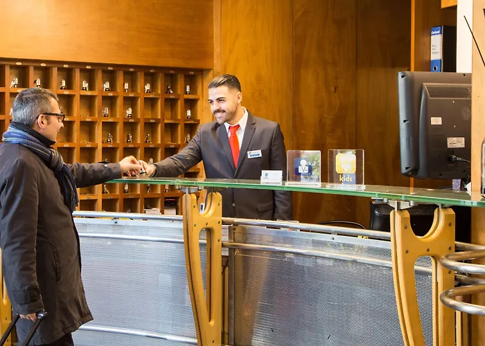 Western Plaza Nápoly