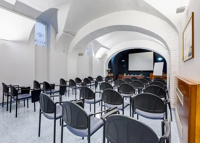 Szálloda Western Plaza 4*