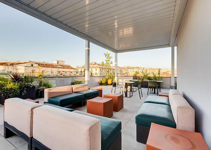 Szálloda Western Plaza 4*