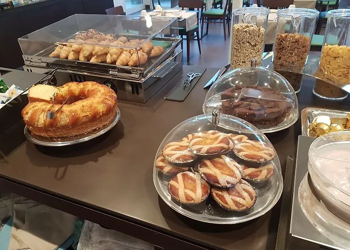 Szálloda Western Plaza 4*