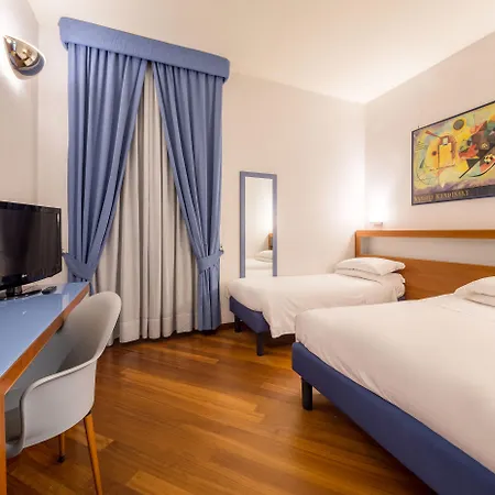 Western Plaza 4* Neapol
