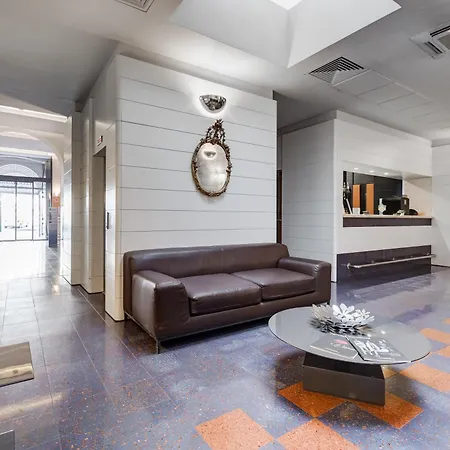 Western Plaza Hotel Neapol