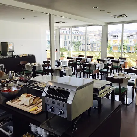 Western Plaza 4*