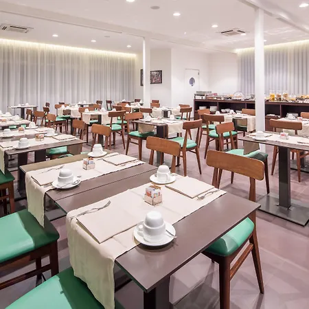 Western Plaza 4*